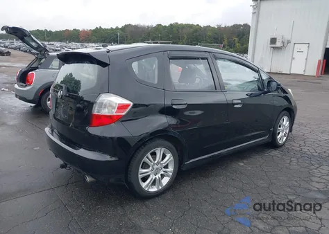 2010 Honda Fit Sport из США, поврежденный, VIN JHMGE8H42AC007729